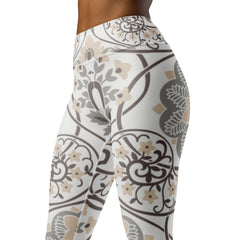Premium Floral Pattern Yoga Leggings: Botanical Beauty