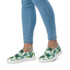 Green Flower Pattern Women’s Slip-On Canvas Shoes