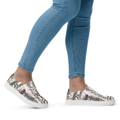 Exotic Snake Pattern Women’s Slip-On Canvas Shoes
