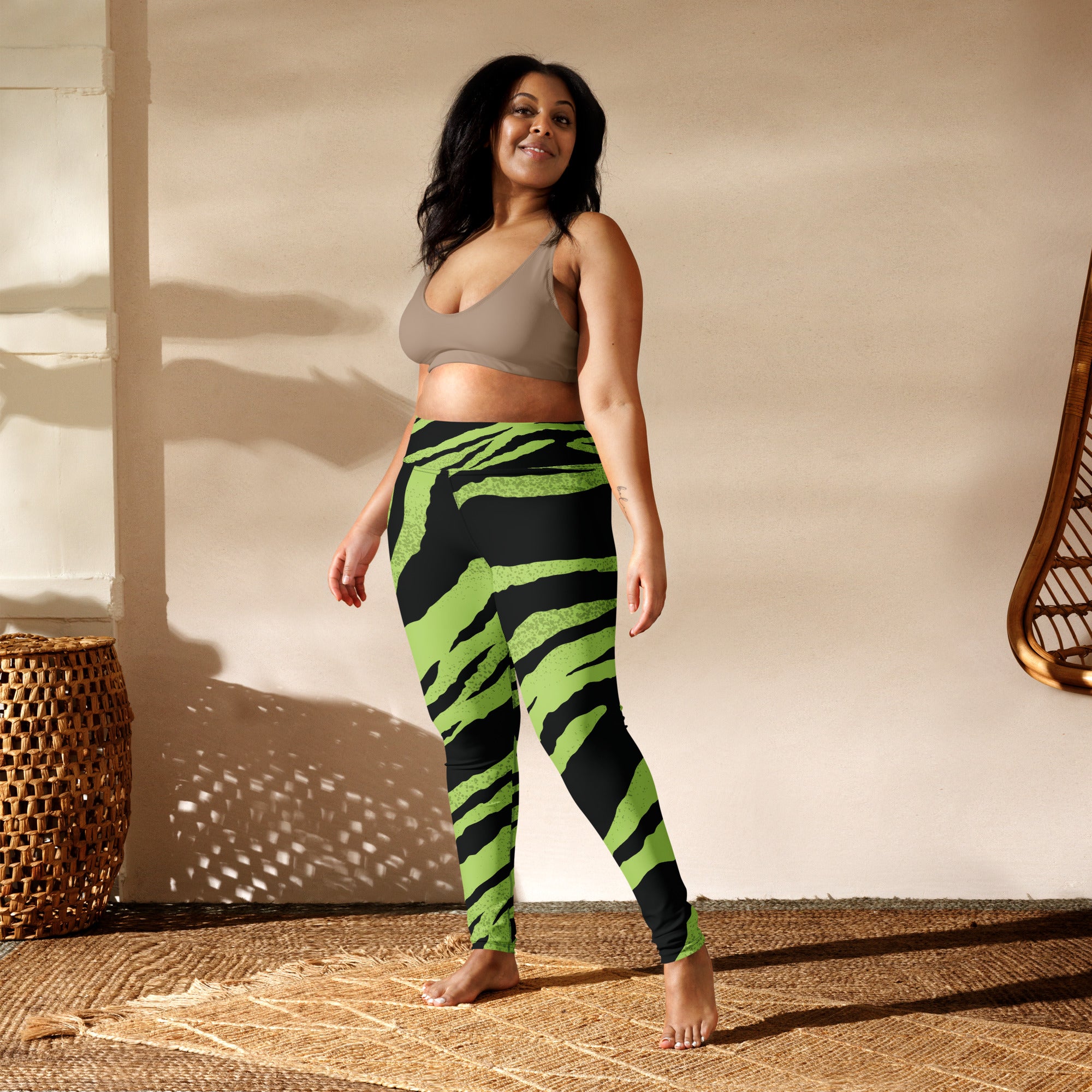 Premium Raised Waistband Yoga Leggings With Green Tiger Pattern