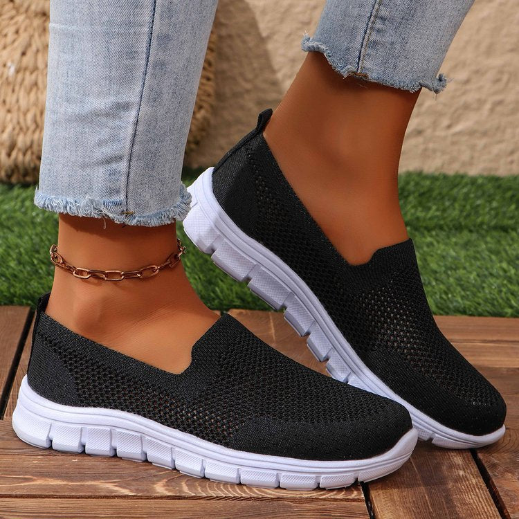 Breathable Women's Mesh Round Toe Slip-Ons