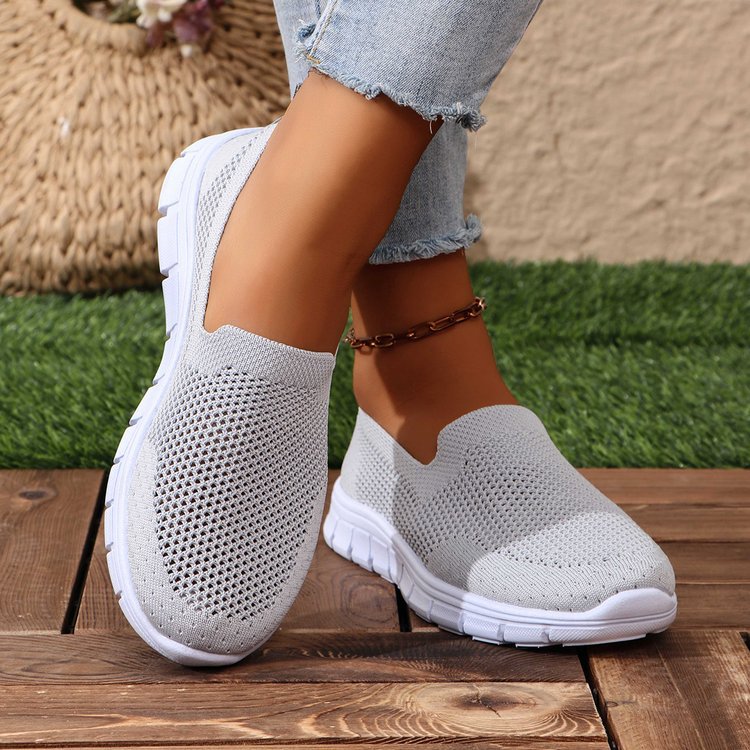 Breathable Women's Mesh Round Toe Slip-Ons