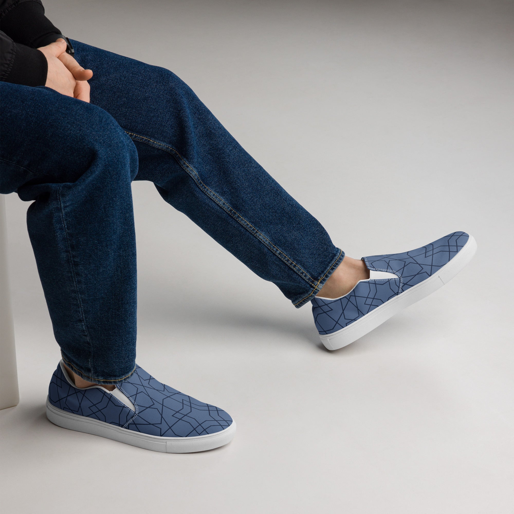 Men’s Handmade Modern Geometric Slip-On Canvas Shoes with Breathable Lining - Comfort Meets Craftsmanship