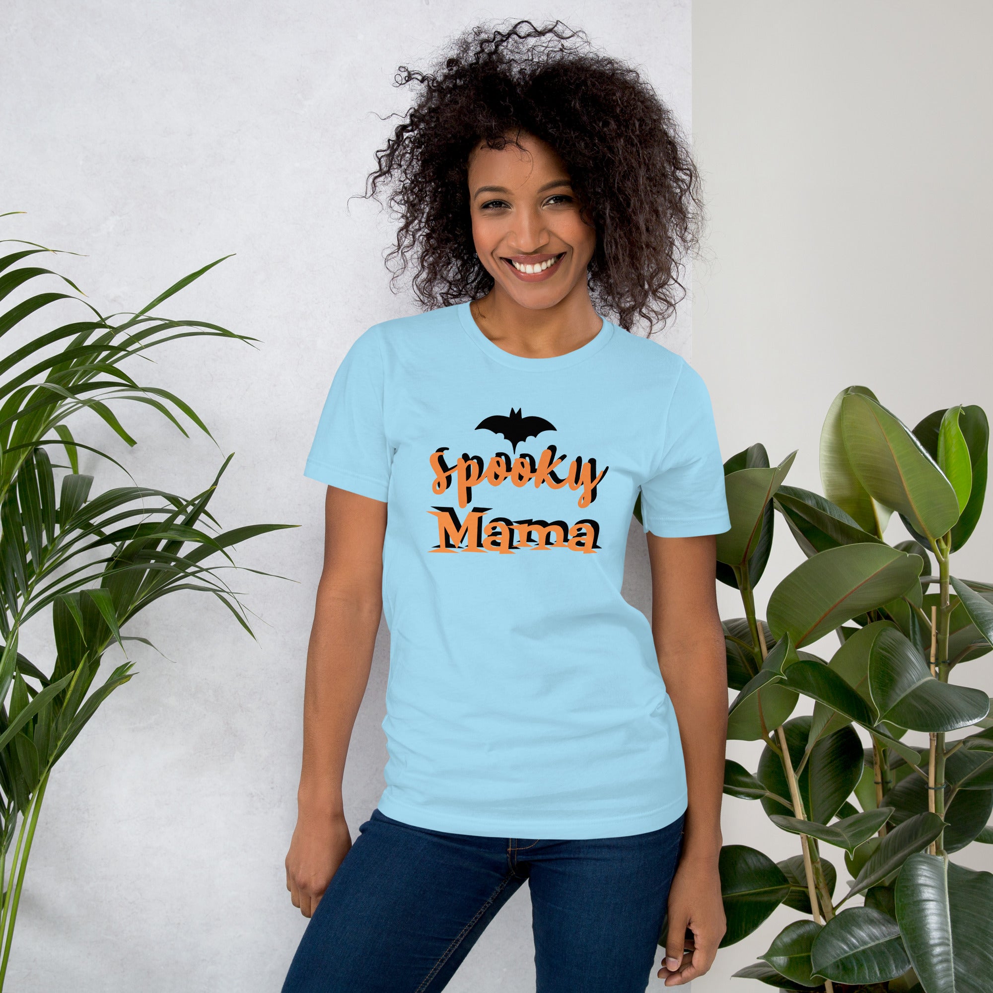 Unisex t-shirt Spooky Mama Slogan For Halloween